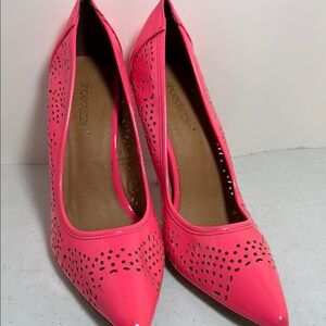 Shoe Dazzle Hot Pink Cutout Heels